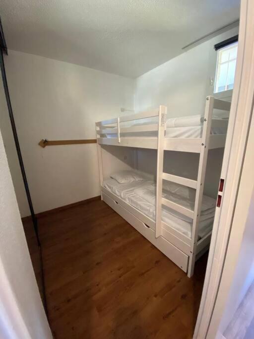 Au Pied Des Pistes Avec Parking Entierement Renove Apartment Huez Екстериор снимка