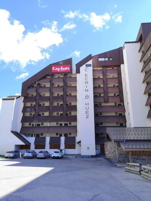 Au Pied Des Pistes Avec Parking Entierement Renove Apartment Huez Екстериор снимка